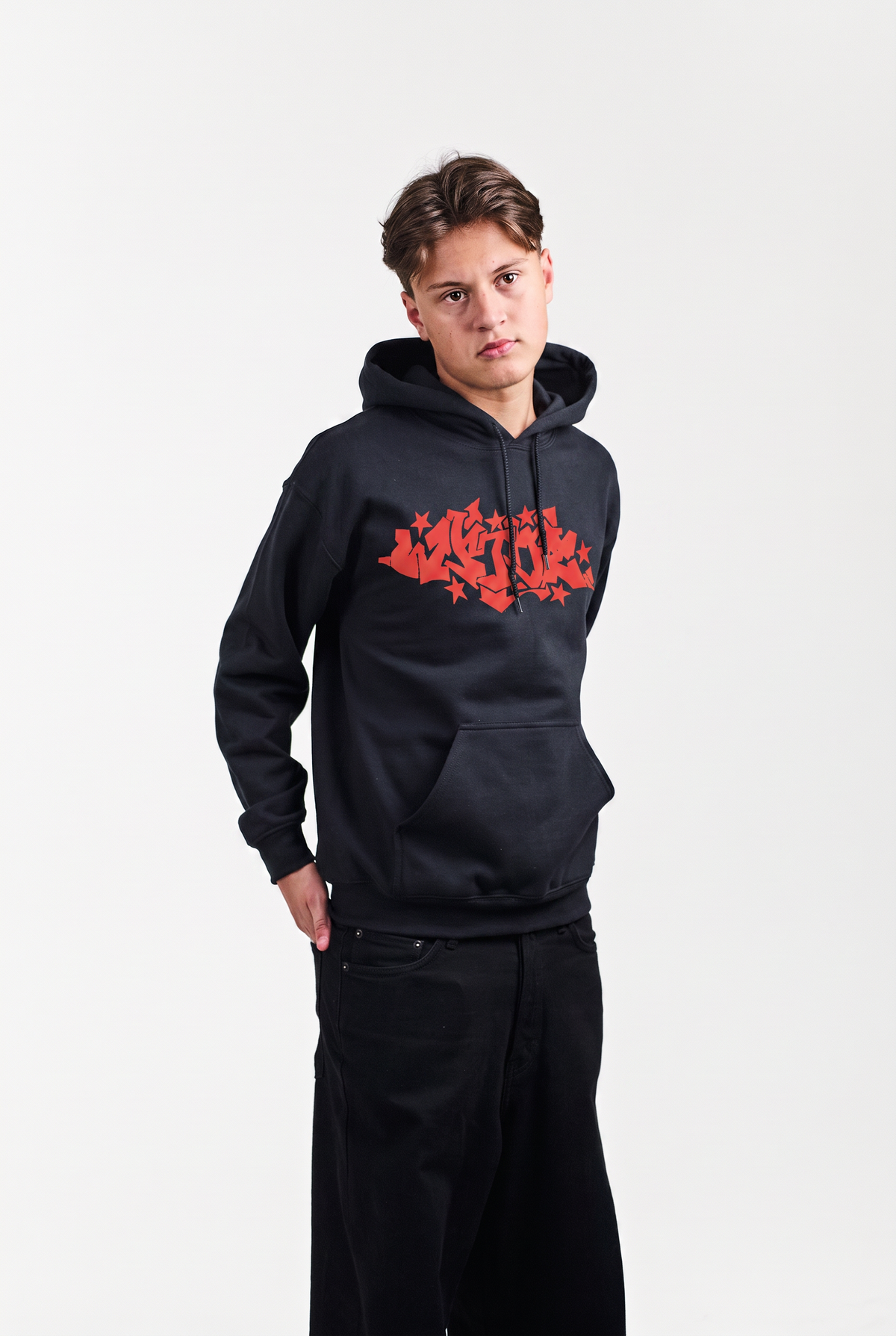 GRAFFIC HOODIE SORT